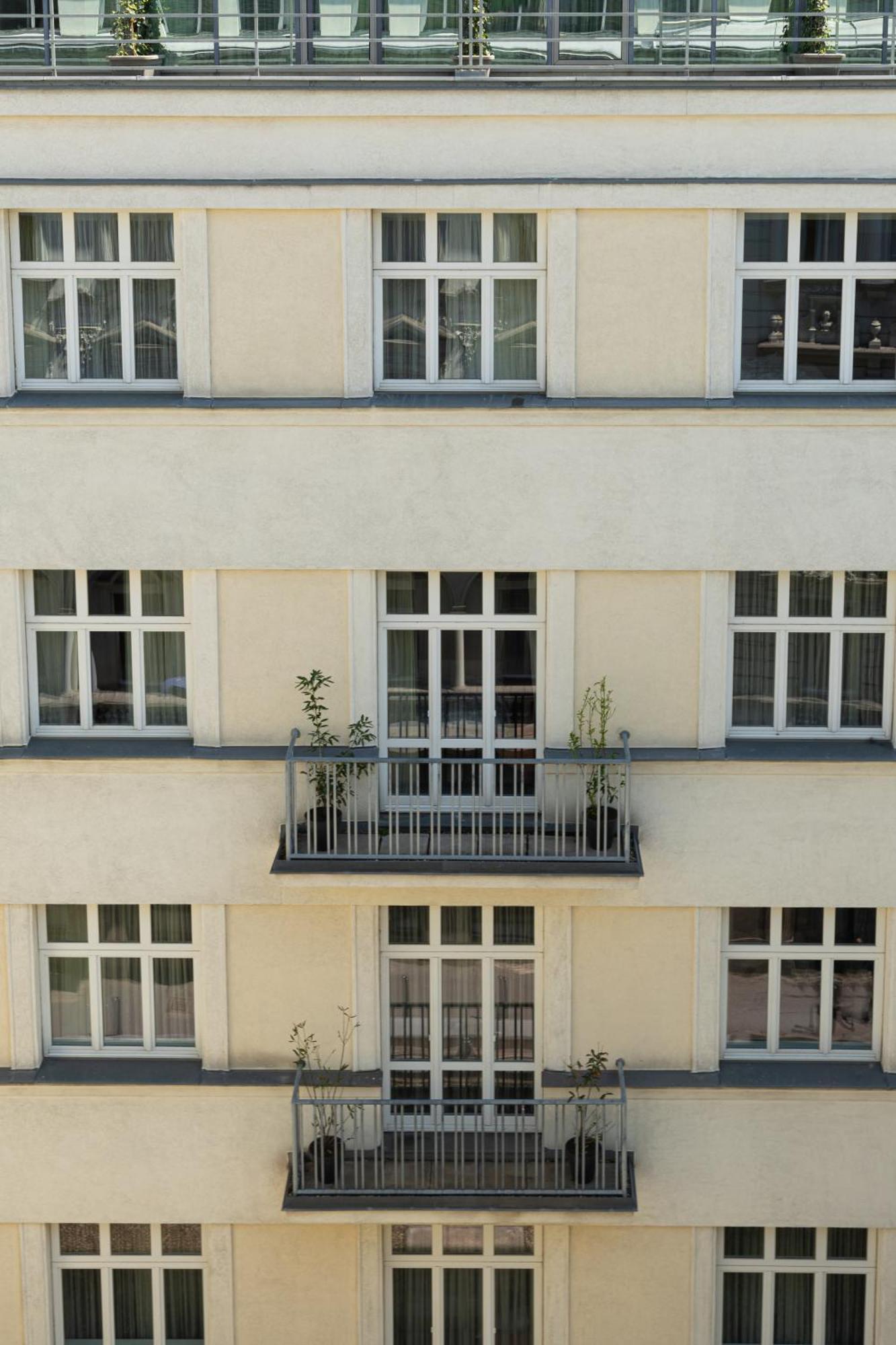 K+K Hotel Fenix Praag Buitenkant foto