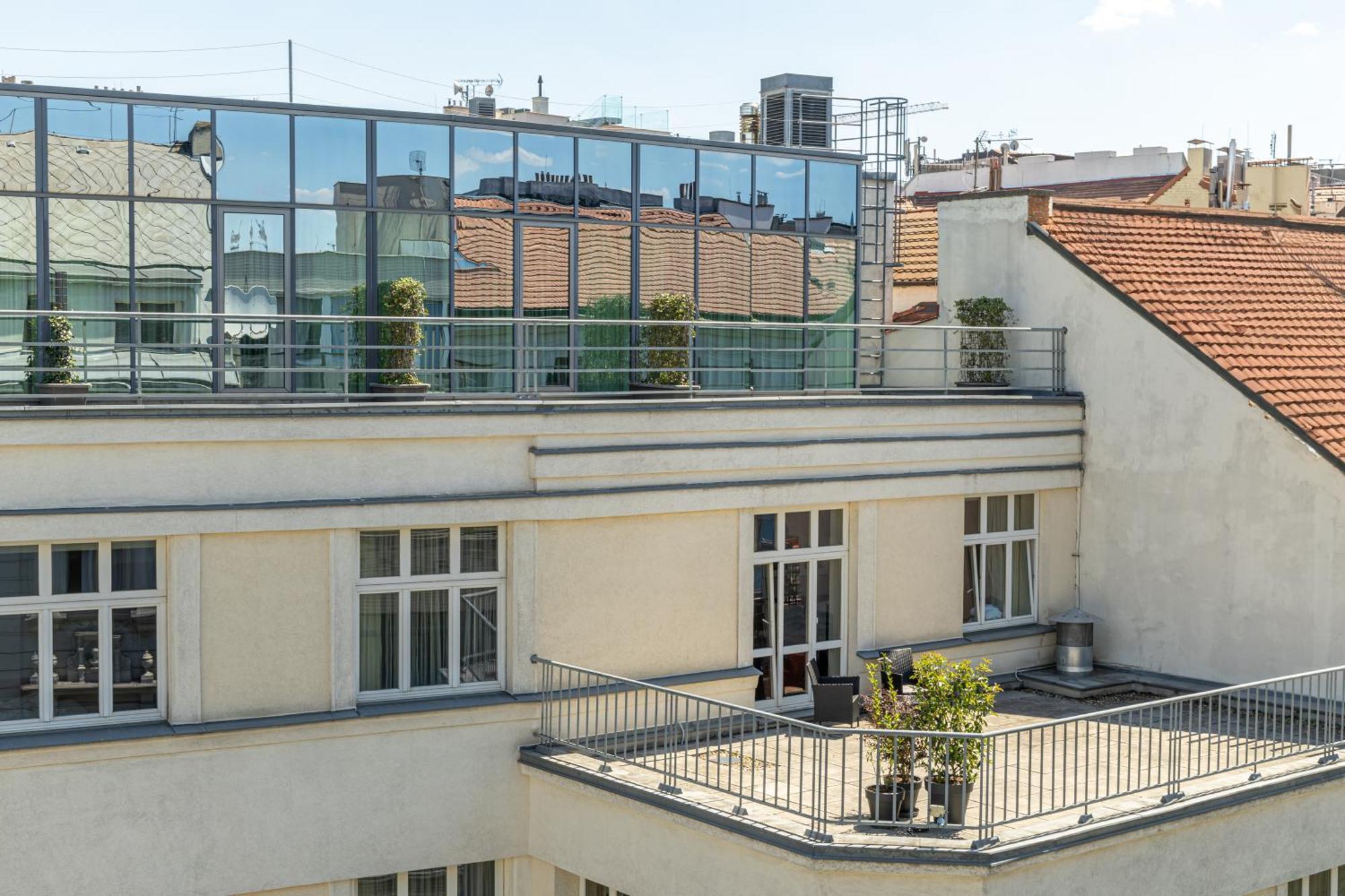 K+K Hotel Fenix Praag Buitenkant foto