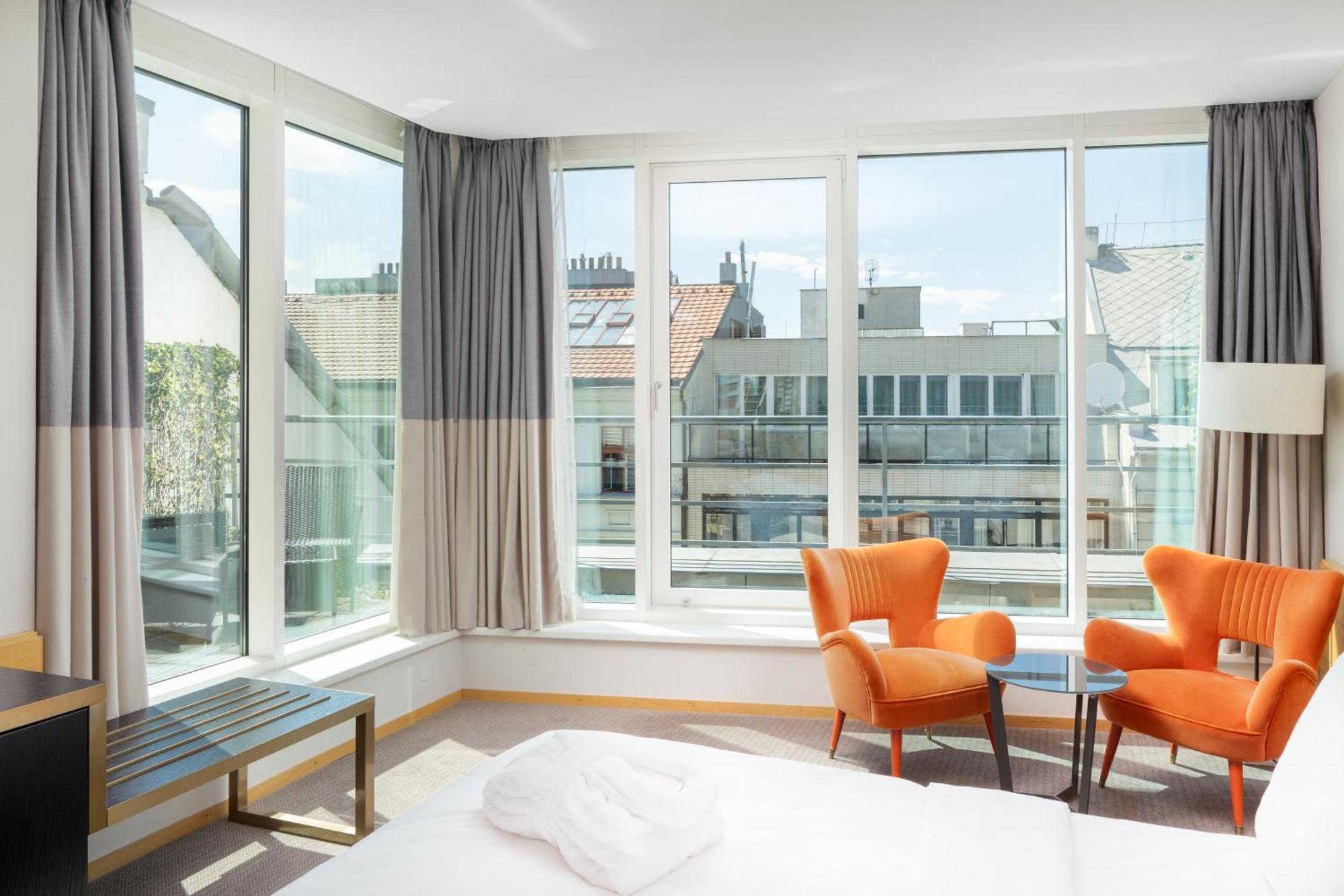 K+K Hotel Fenix Praag Buitenkant foto
