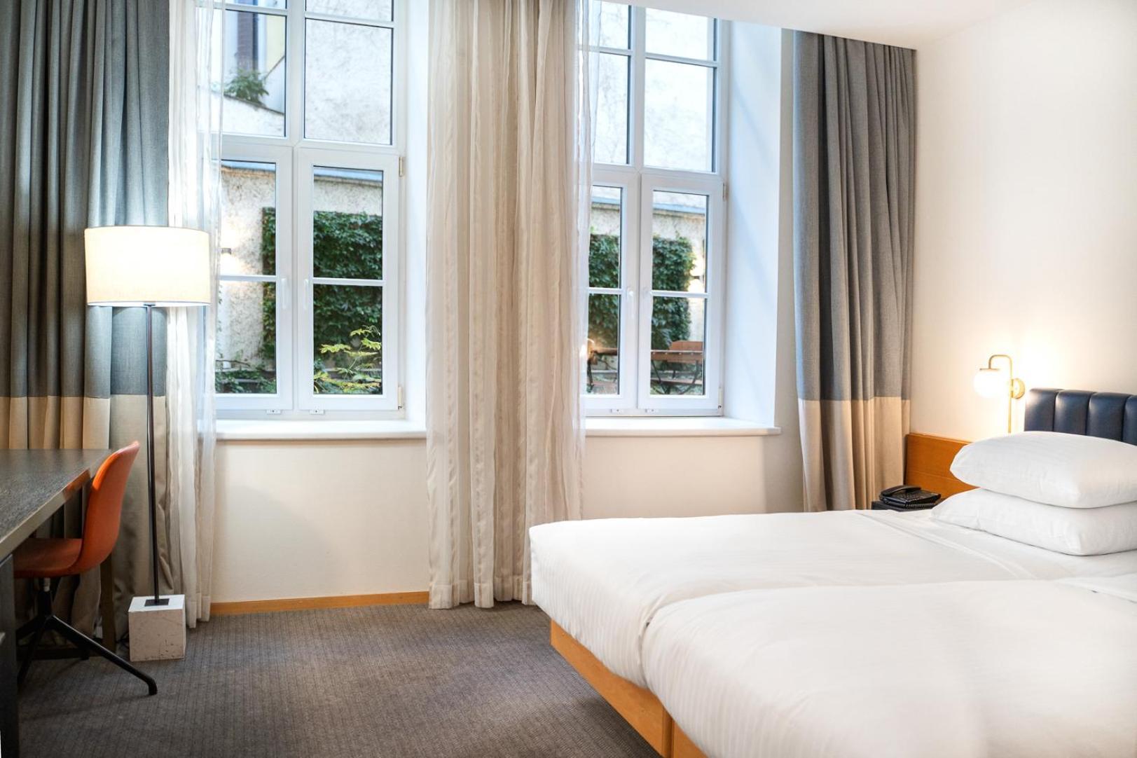 K+K Hotel Fenix Praag Buitenkant foto